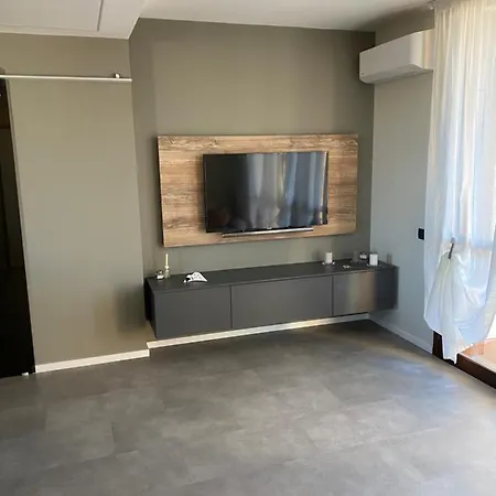 La Casa Di Davide Milano Monza דירה *